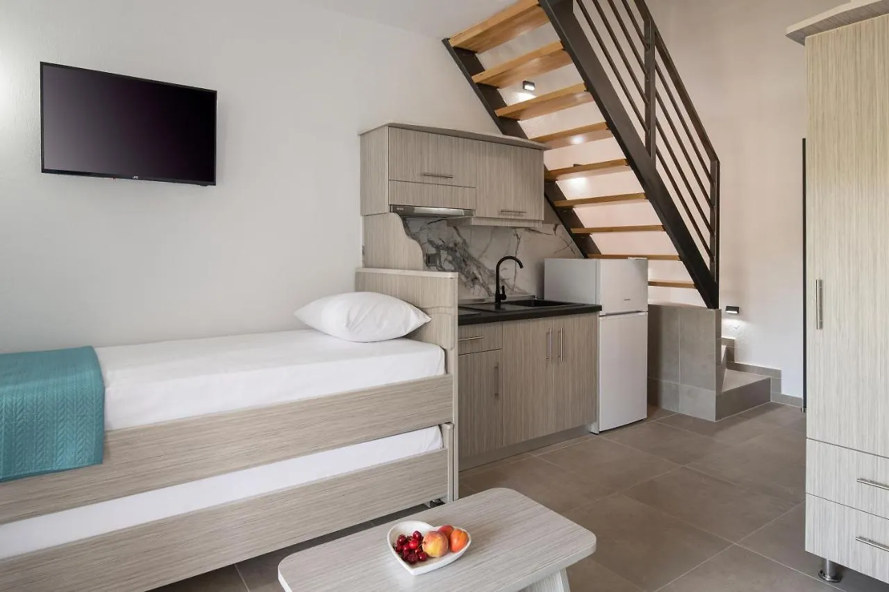 Mare Kalamitsi Luxury Apartments 0*, Kalamítsion